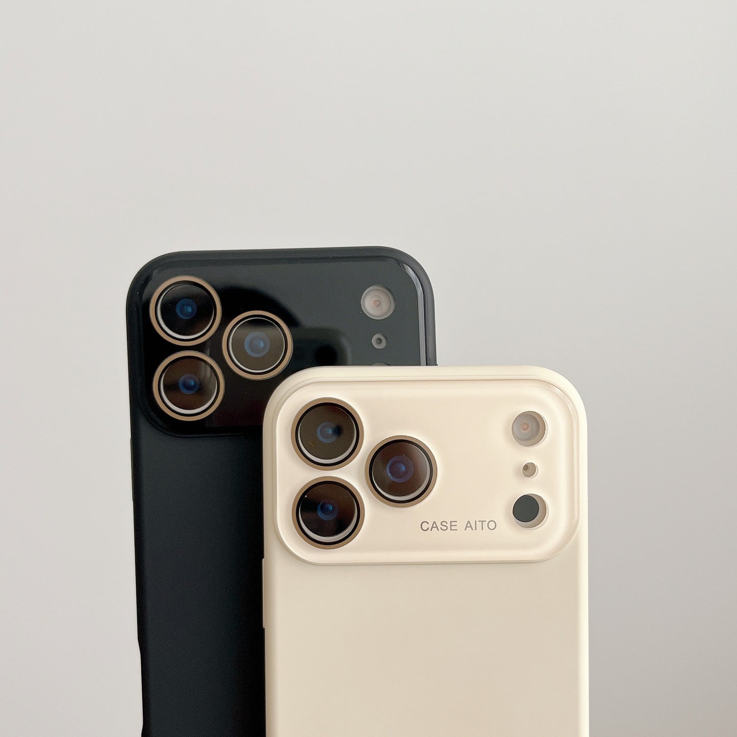 iPhone 17 Air 16 15 14 Pro Max スマホケース シンプルな無地ガラスレンズのスマホケース