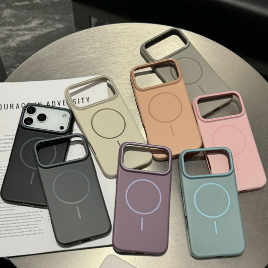 iPhone 17 Air 16 15 Pro Max スマホケース 超薄型フロストPCハードフォンケース 肌触りのマグネット式フォンケース