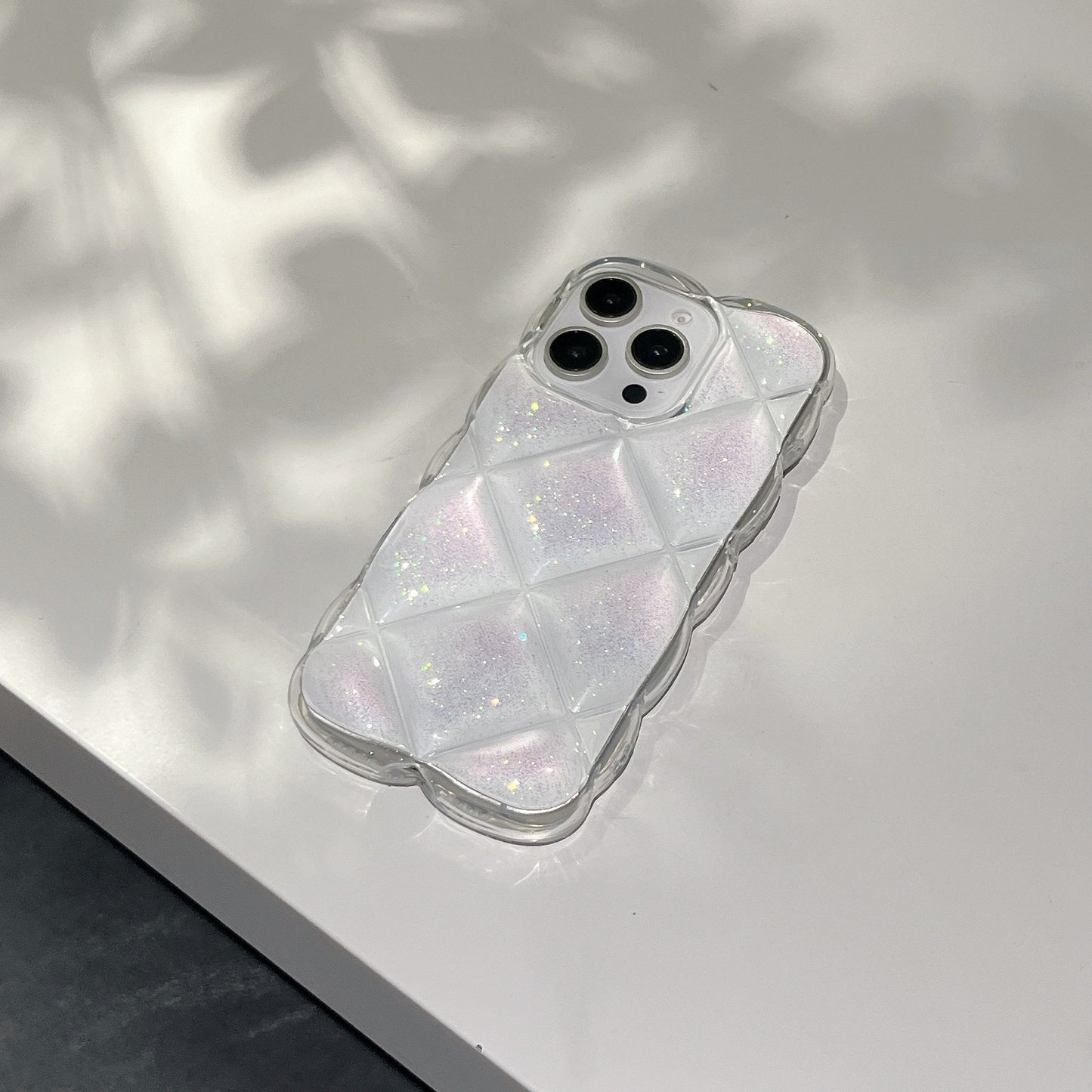 iPhone 16 15 14 Plus 13 12 Pro Max スマホケース かわいいグリッター3Dダイヤモンド柄スマホケース