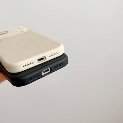 iPhone 17 Air 16 15 14 Pro Max スマホケース シンプルな無地ガラスレンズのスマホケース