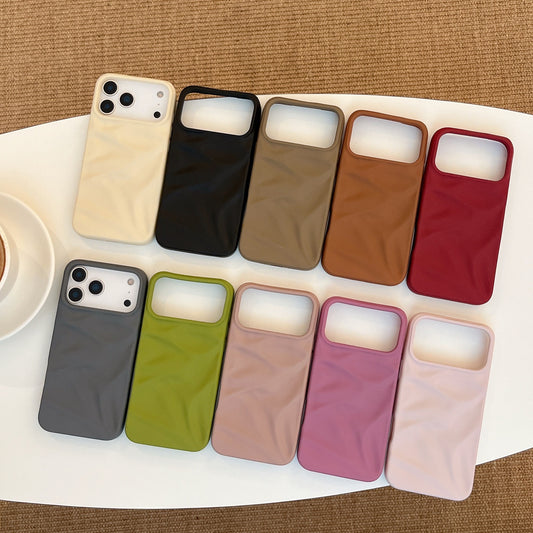 iPhone 17 Air 16 Pro Max スマホケース シンプルで肌に優しいつや消し立体プリーツテクスチャの携帯ケース