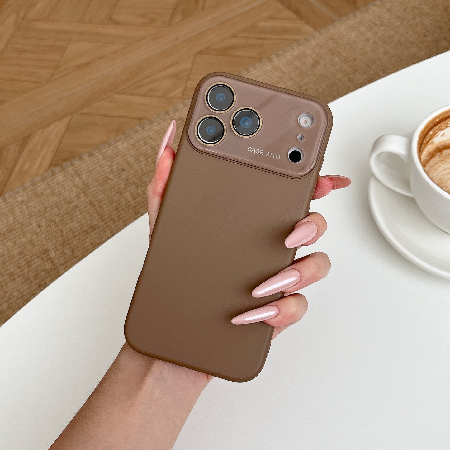 iPhone 17 Air 16 15 14 Pro Max スマホケース シンプルな無地ガラスレンズのスマホケース