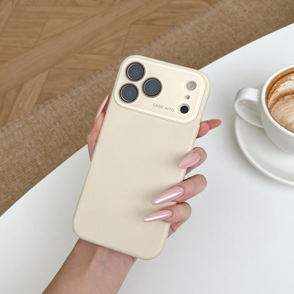 iPhone 17 Air 16 15 14 Pro Max スマホケース シンプルな無地ガラスレンズのスマホケース